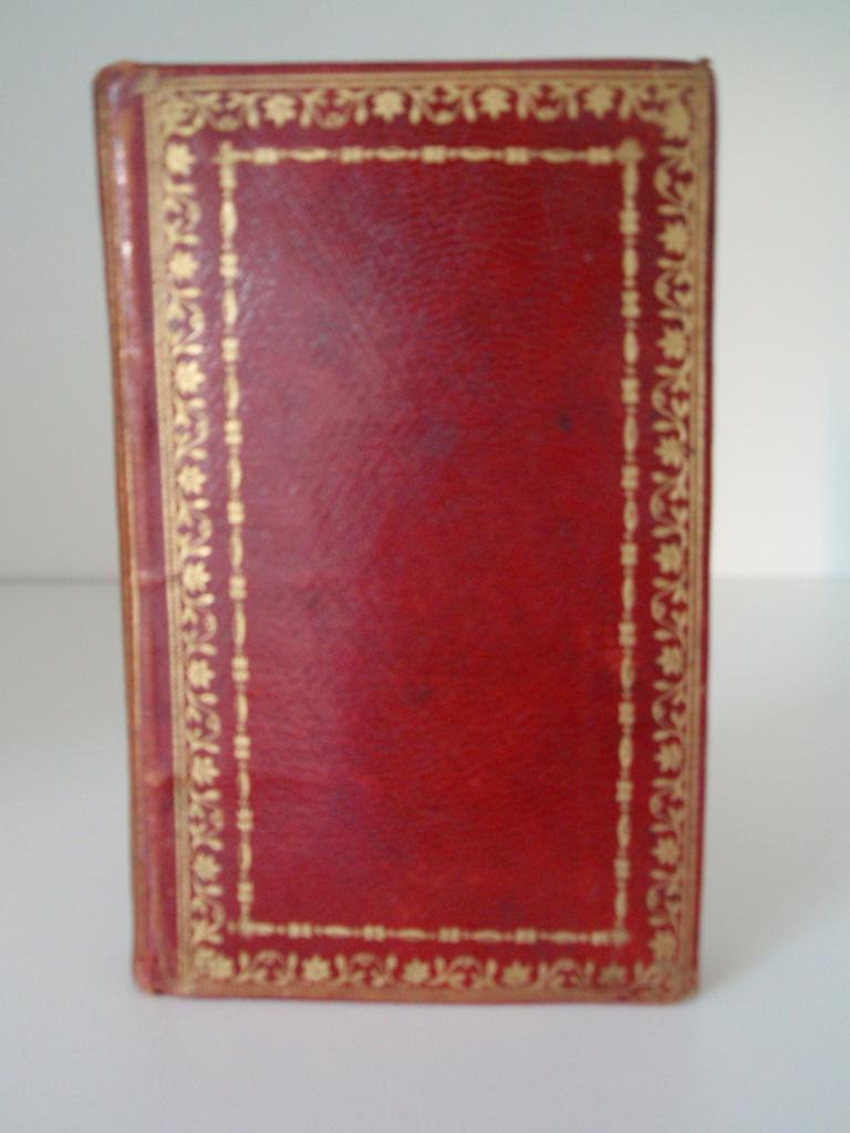 Un maroquin rouge à dentelles du début du XIXe siècle